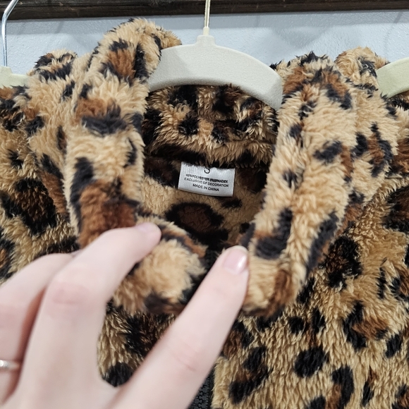 NEW Mommy & me matching vests - Picture 5 of 6